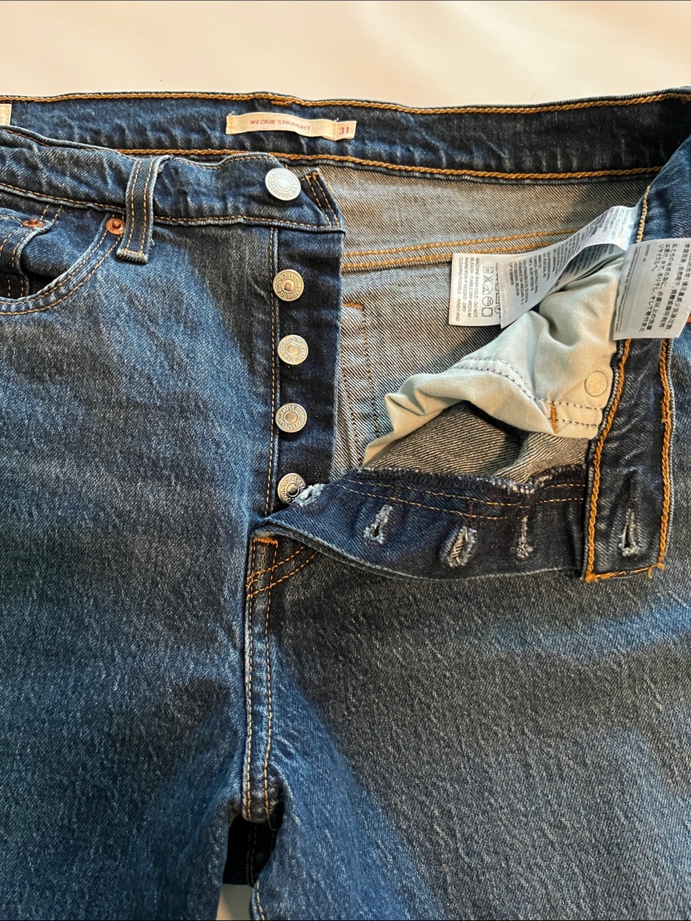 Levi’s Premium Denim Wedgie Straight High Rise Size 31 - Picture 16 of 16